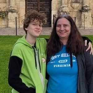 Meet your Posher, Lisa